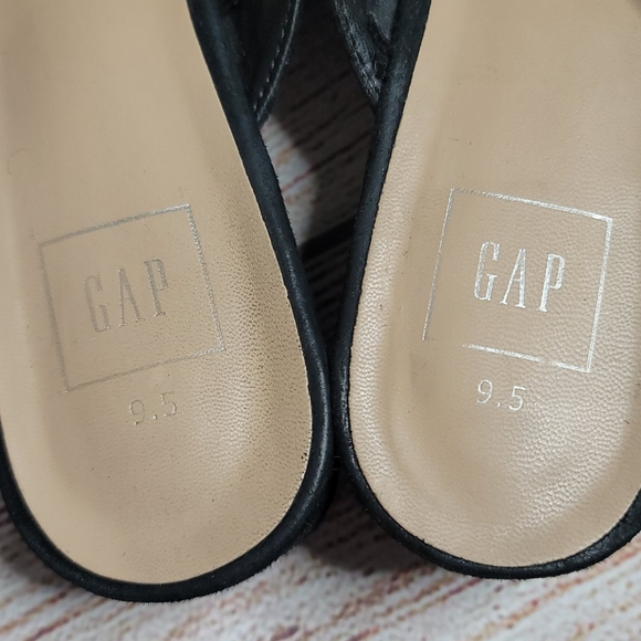 GAP black slip on mules sz 9.5 - Picture 3 of 9